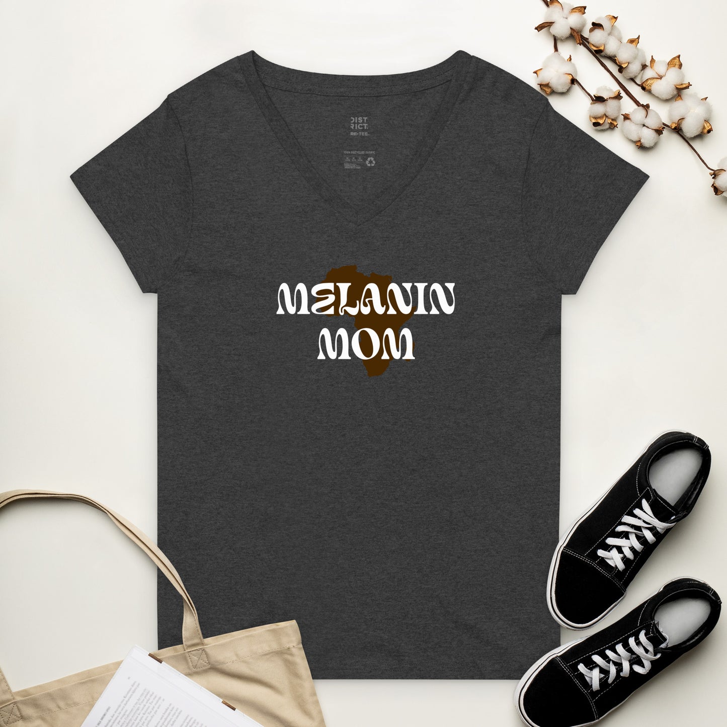 Melanin Mom Women’s recycled v-neck t-shirt