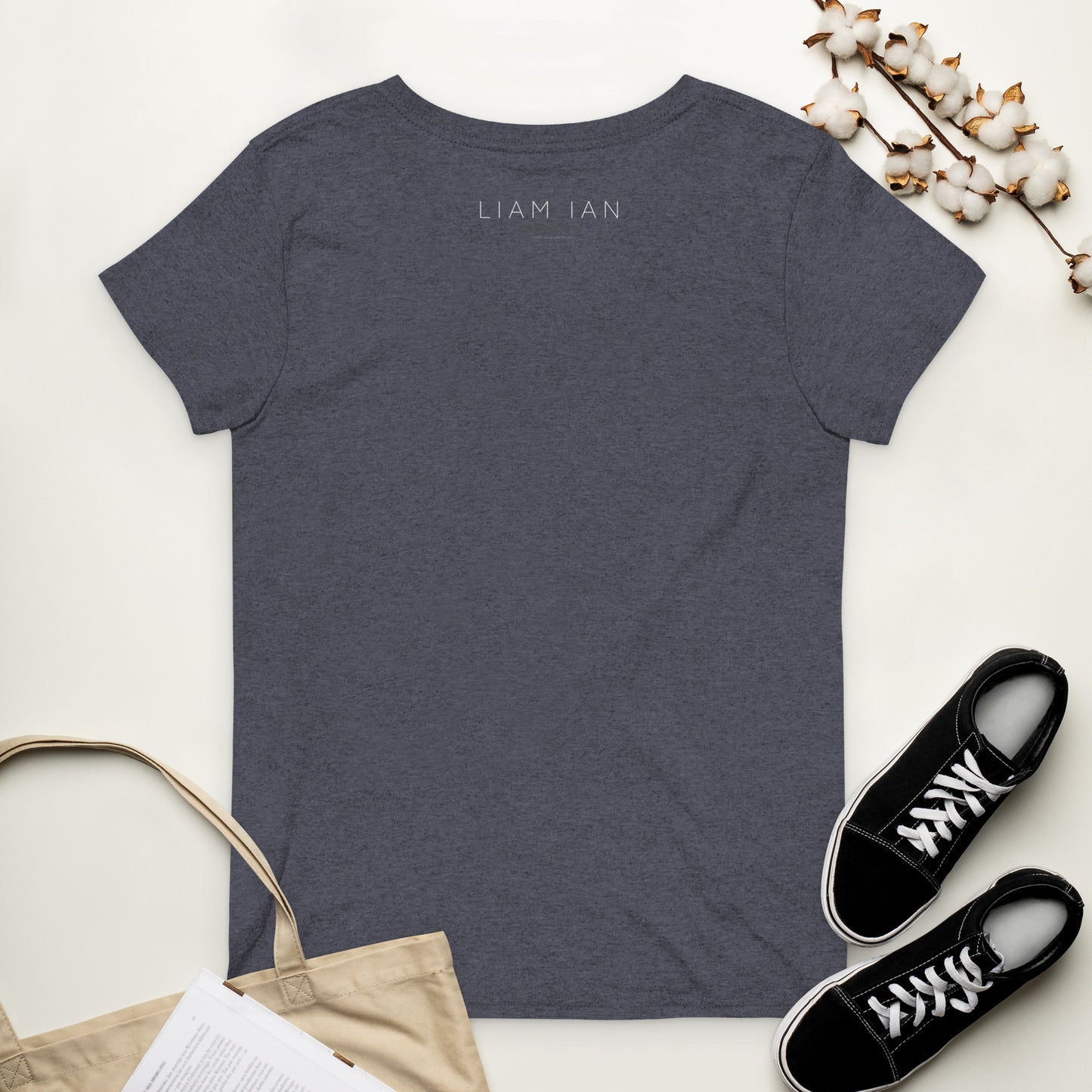 Melanin Mom Women’s recycled v-neck t-shirt